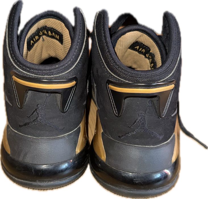Air Jordan Mars 270 black/gold
