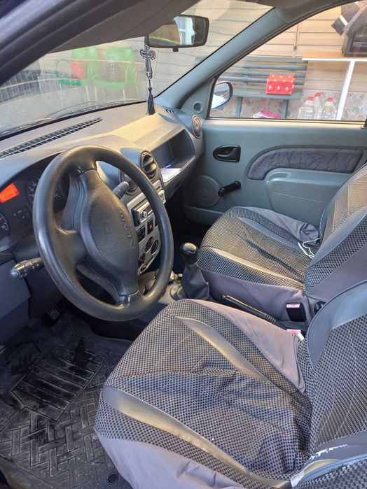 Dacia Logan 2006 1,4 MPI