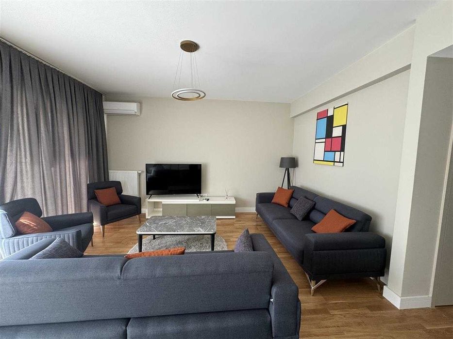 Дава се под наем Двустаен апартамент в Бургас, Зорница - 70 кв.м за 198.9 € - Снимка #2