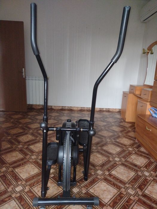 Фитнес уред за раздвижване на краката, ръцете и цялото тяло