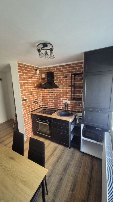Apartament 3 camere de vanzare str Toamnei
