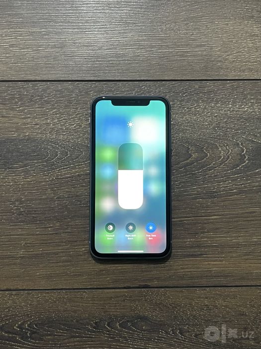 iPhone Xr Blue 128gb ideal
