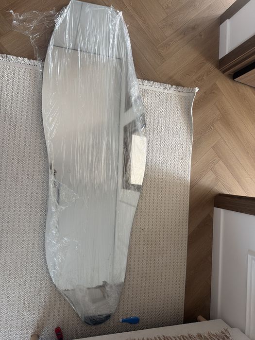 Продам Зеркало новое