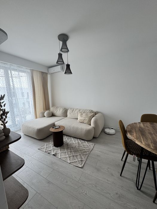 Inchiriez apartament 2 camere