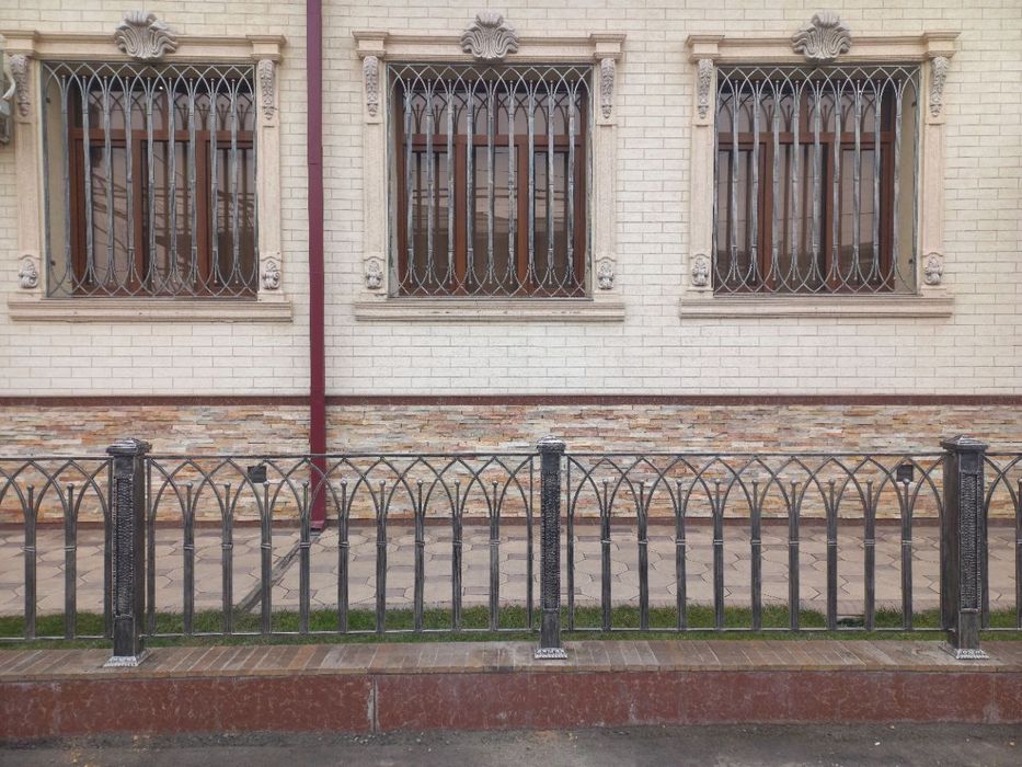 навесы козырьки решетки