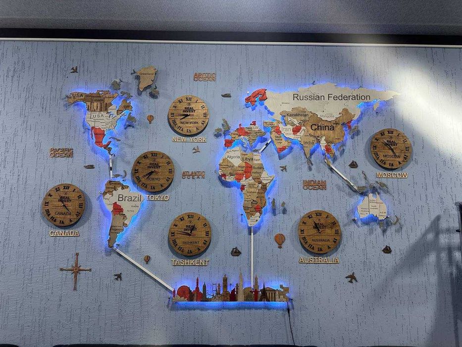 Деревянная карта мира