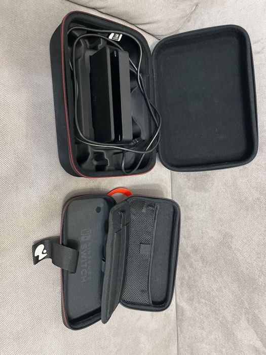 Nitendo switch oled în stare bună.