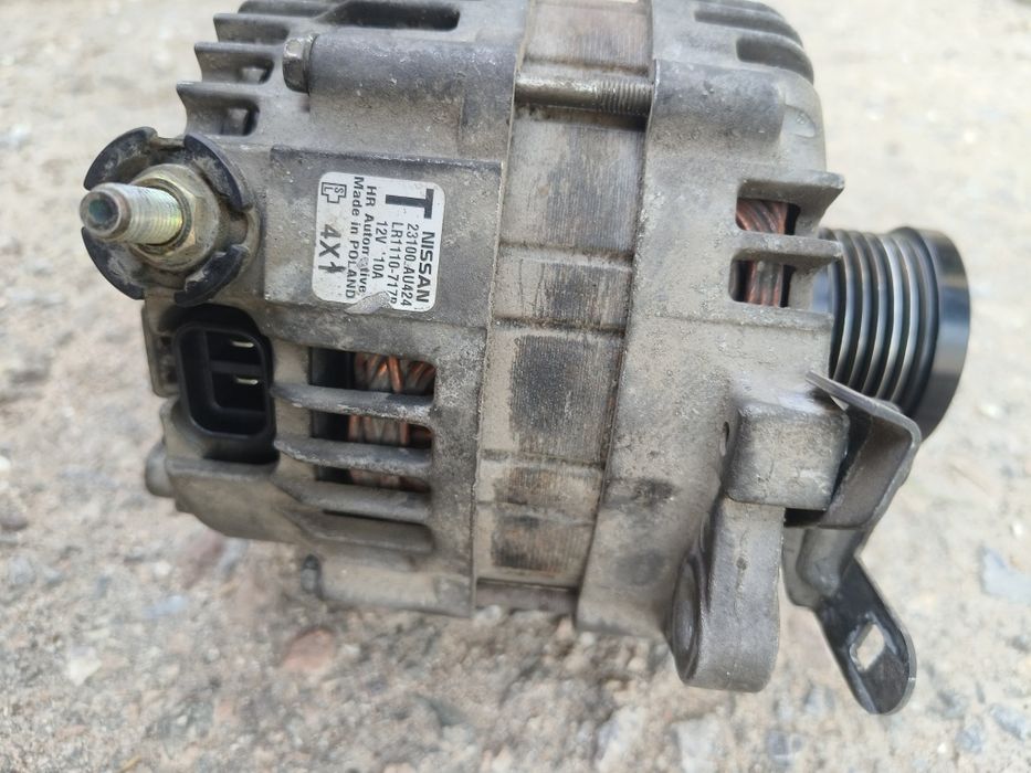 Генератор на Ниссан примера п12 2.0