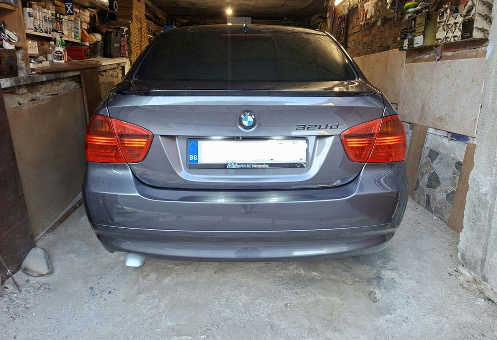 Bmw e90/ задна броня/ оригинална