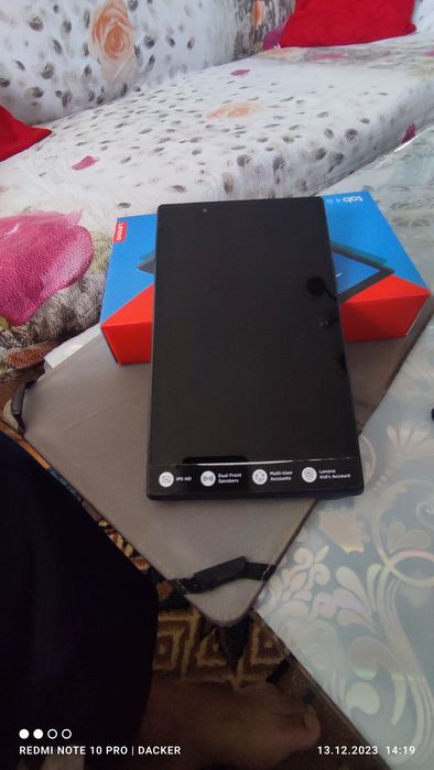 Таблет леново запазен