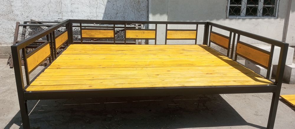 Тапчан Крават Сури. Заказга факат.