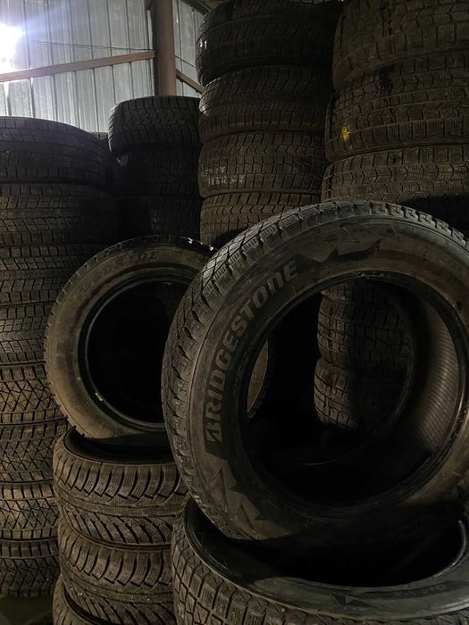 Зимние шины 215/60/16