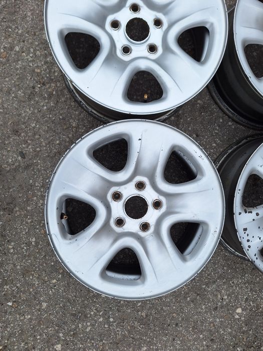 Тойота-16цола-5/114,3-240лв.