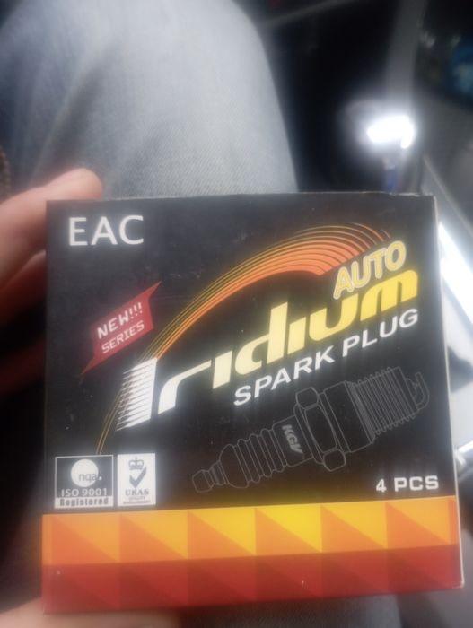 Продам свечи зажигания