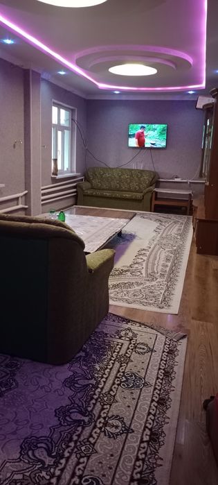 13 sotiq uy sotiladi xamma sharoit bor tayyor uy 9 xona 2 ta sanuzel