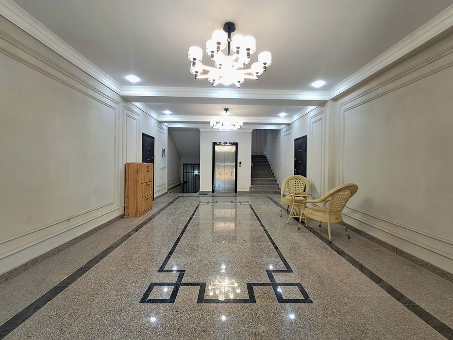 Uy arendaga beriladi.