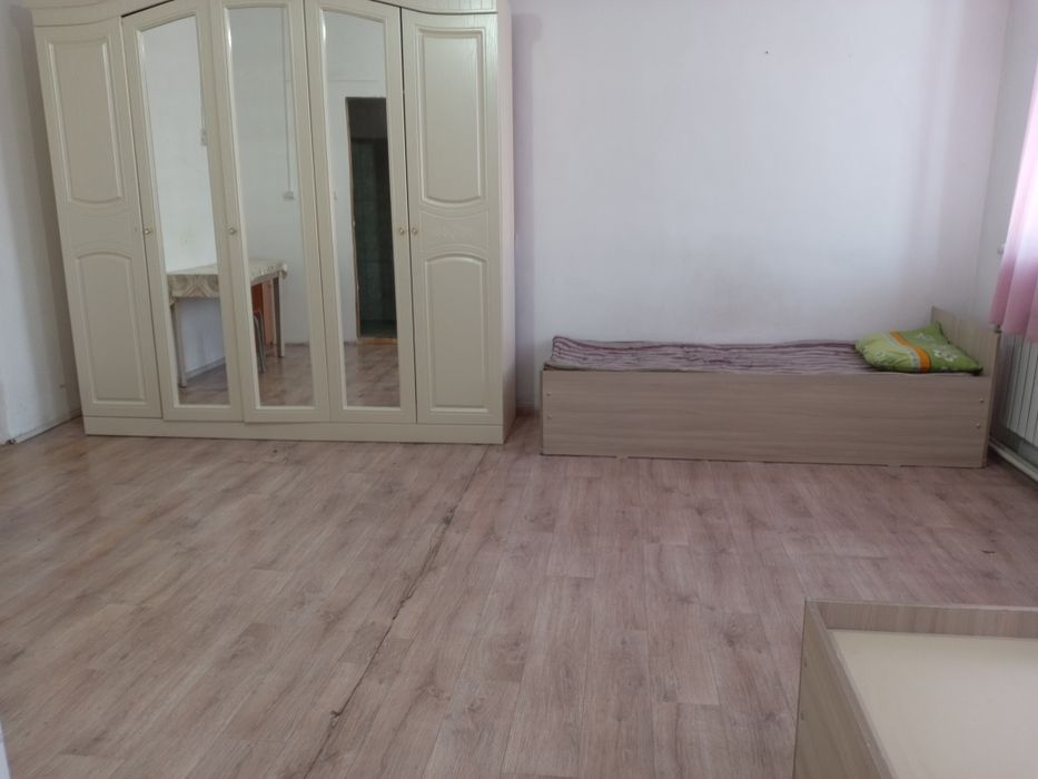 Сдается комната 27 кв м