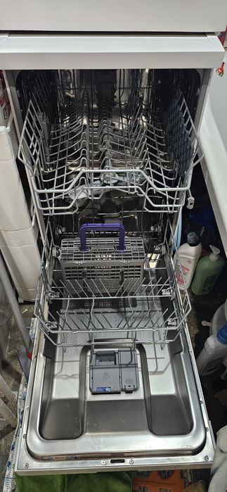 Посудомоечная машина продается