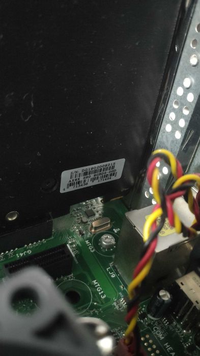 HP Pavilion Gaming Core i7 9700F/16GB RAM/512GB SSD/1TB HDD/PowerColor RX 590 8GB
