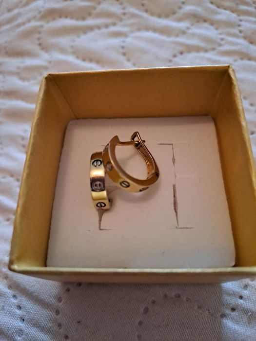 Продам золото б/у.