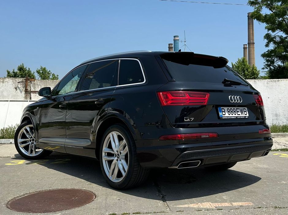 Audi Q7 S-line 7 locuri