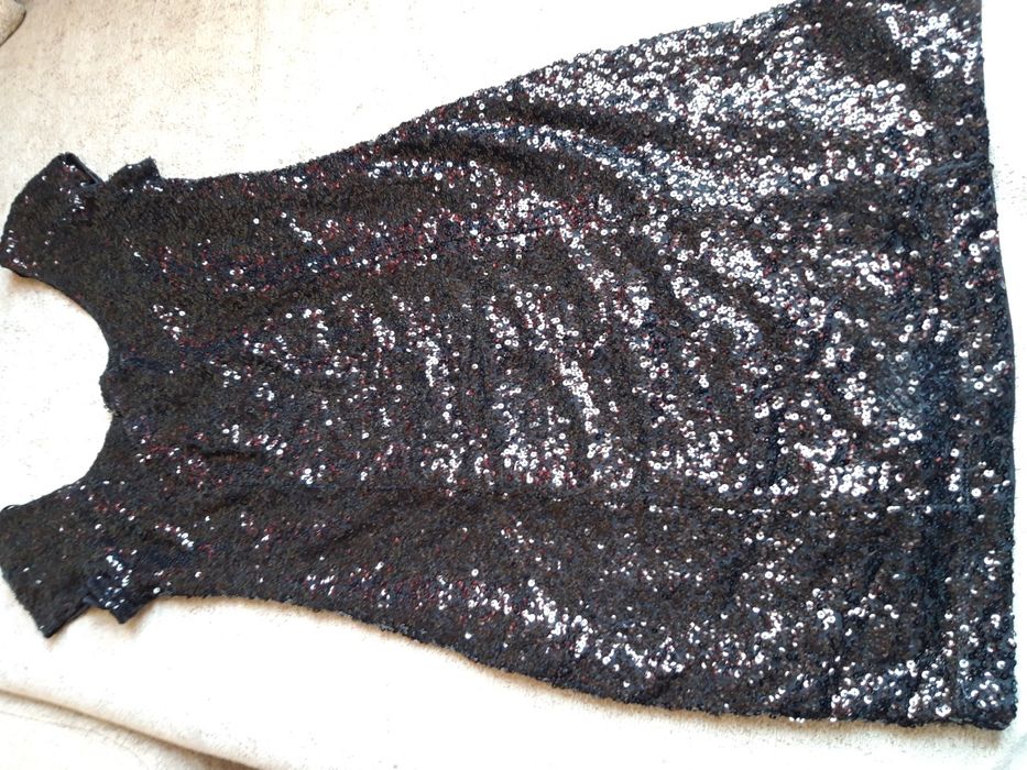 Чисто нова рокля H&M