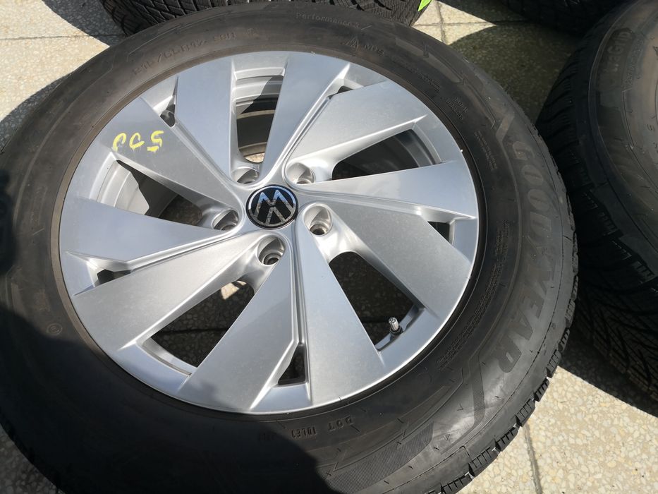 5х112 фолксваген шкода 5x112 volkswagen vw skoda 17 цола 215 65 17 като нови