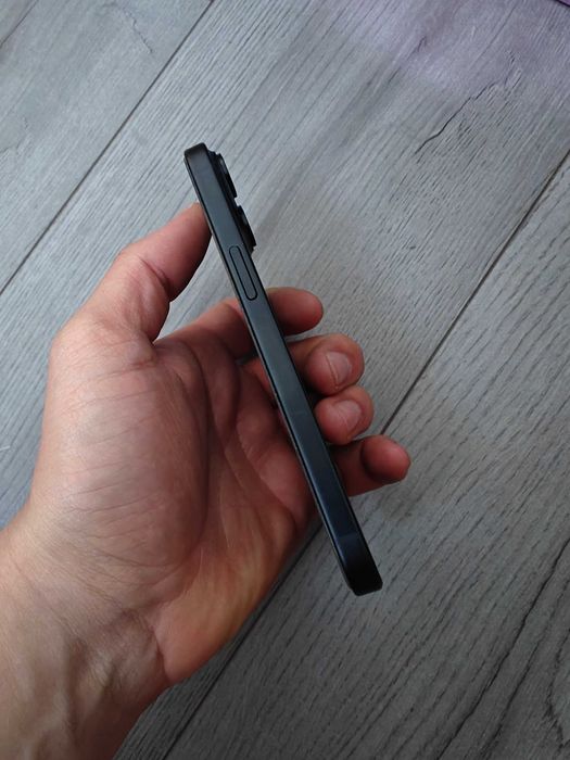 iPhone 15 128GB ca nou 3 cicluri 100% baterie