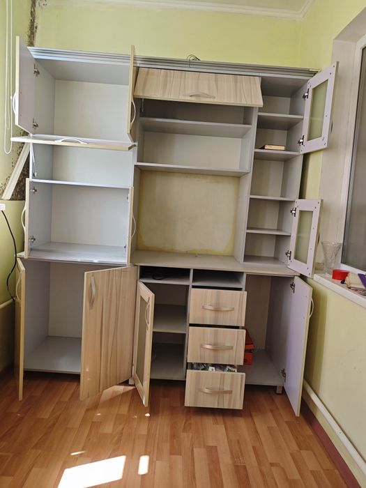 Большой шкаф для всего