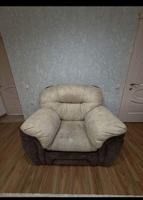 Продам 2 дивана кресло и угловой диван