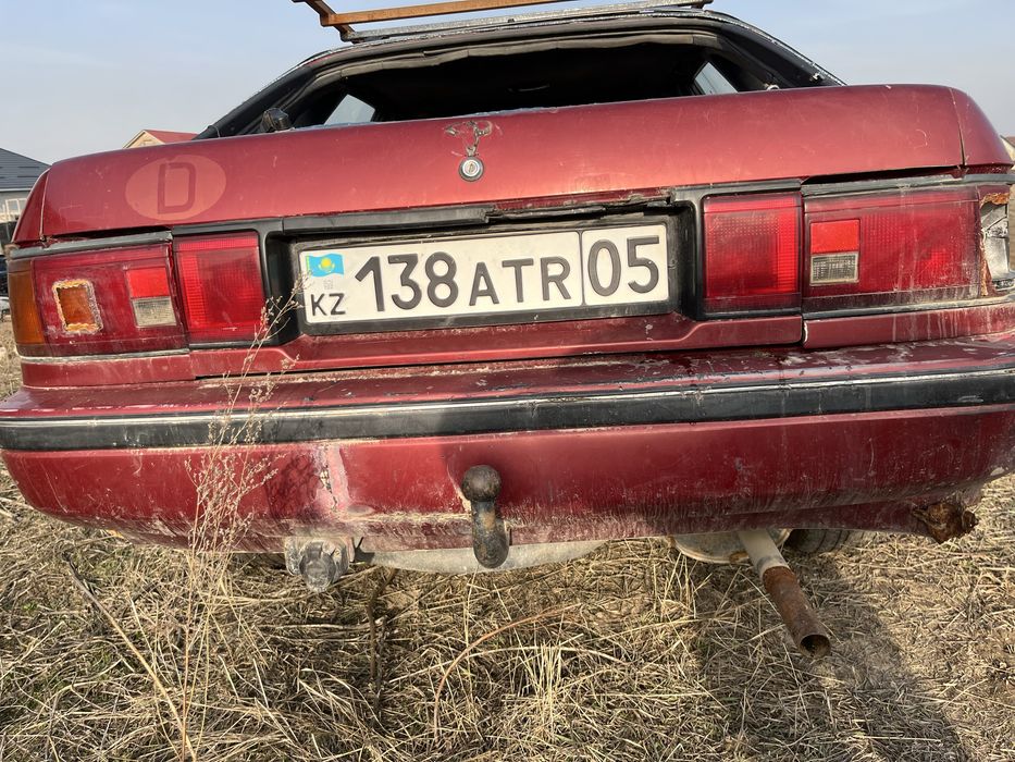 продается по запчастям карина 2