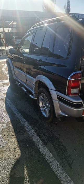 Suzuki grand Vitara 2003g 2.0 i газ ДЕСЕН  ВОЛАН