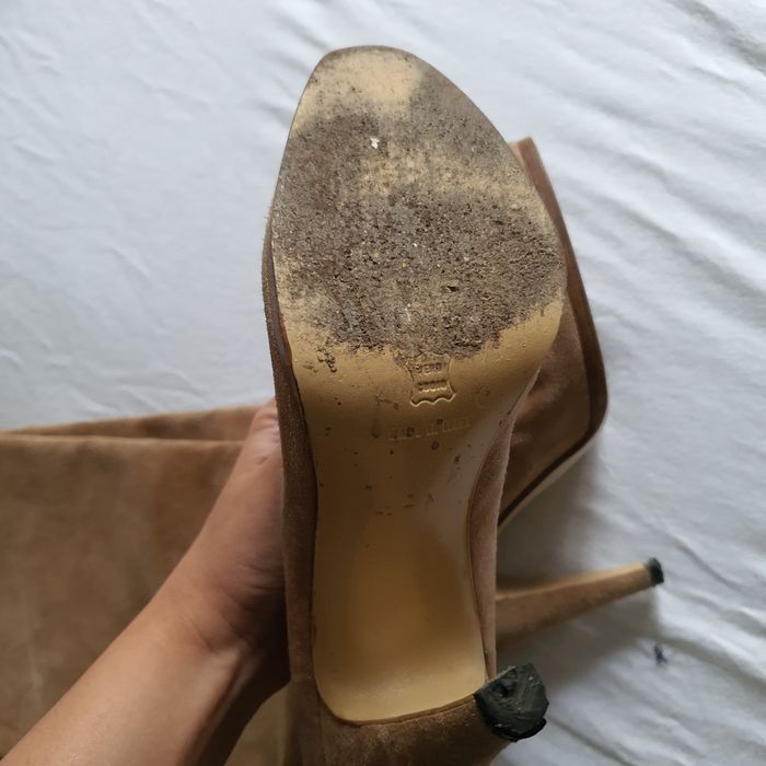 Cizme inalte din piele intoarsa