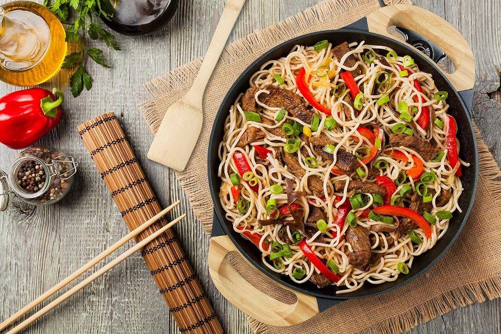 Мултифункционален тиган Уок Bestron с бамбукови дръжки 1500W 5 литра