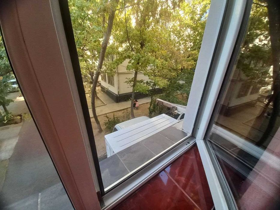 Кондиционер Midea MSR1-12HR  в отличном состоянии