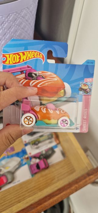 Hot wheels th (treasure hunter)