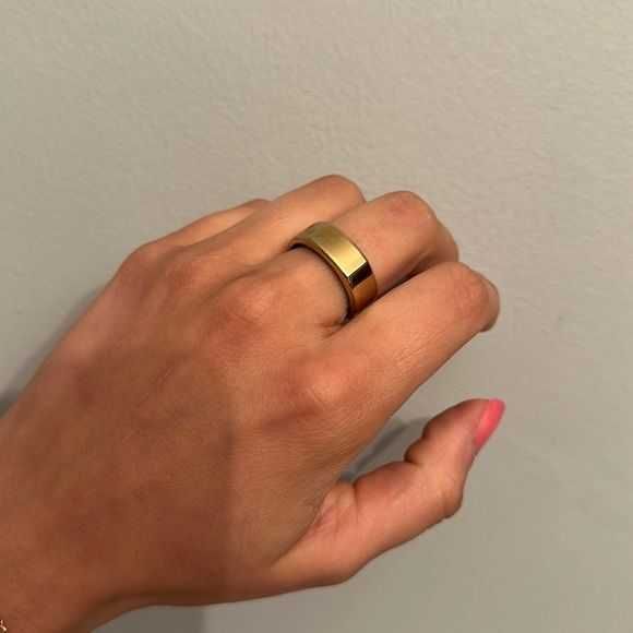 Продам Oura Ring 4 Size 8 Gold