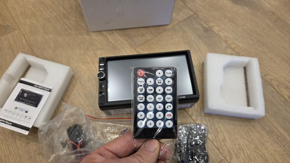 Медия 7" двоен дин