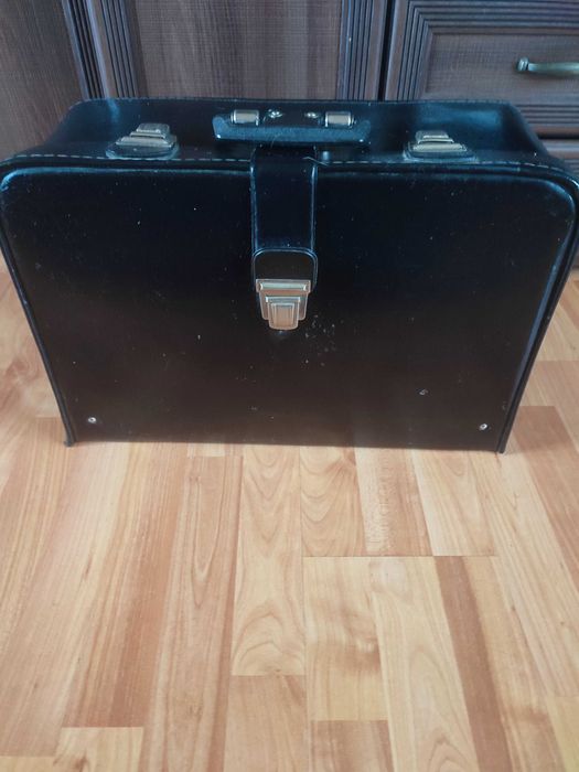 Швейная машинка Чайка