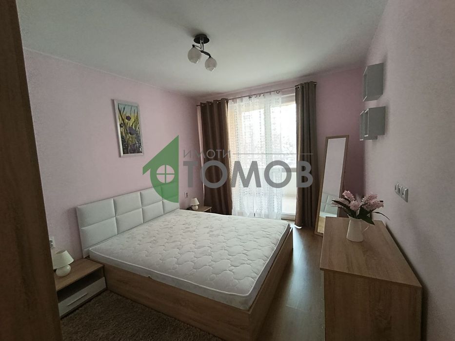 Напълно обзаведен двустаен апартамент в кв. Казански