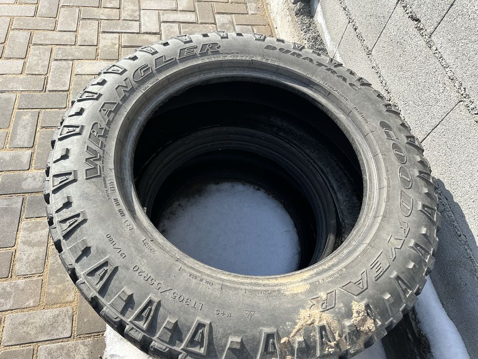 Googyear LT 305/55/20