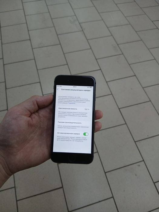 Продам айфон 8 64g 100%