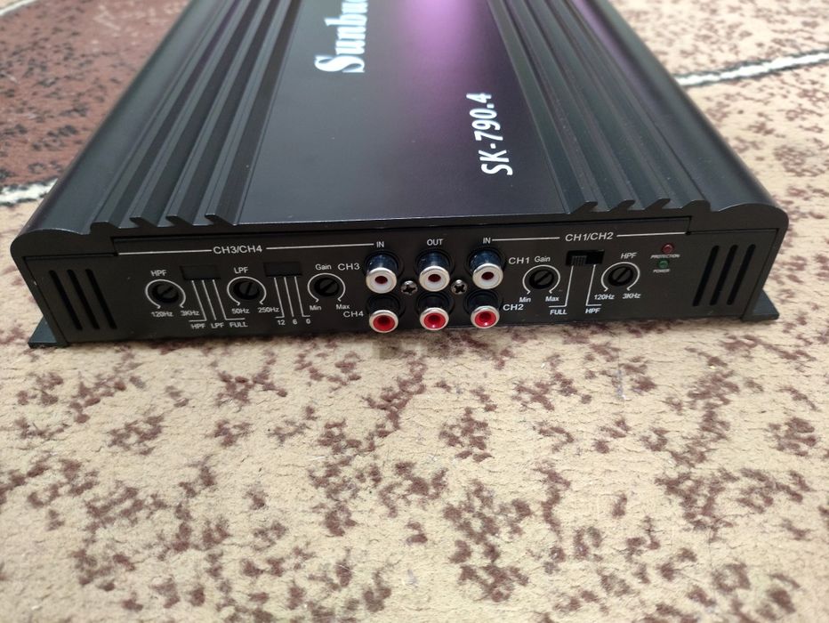 4-Х Канальный усилитель. 7900W