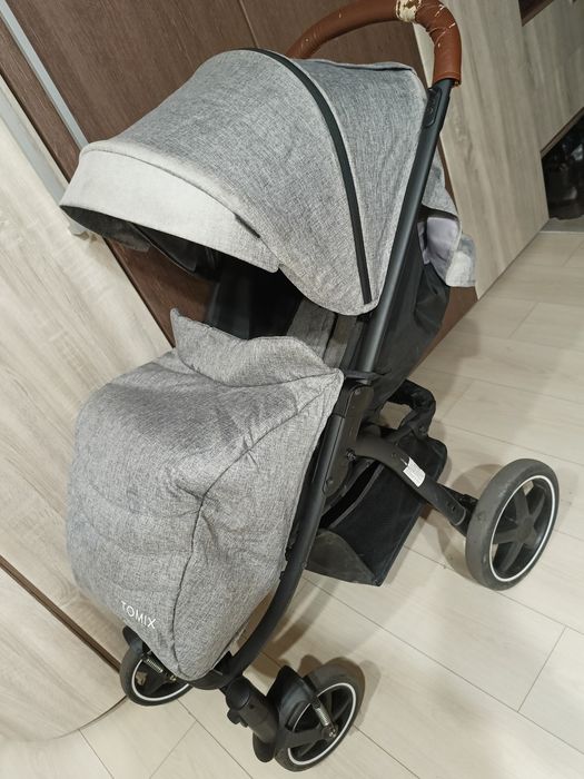 Продам коляску прогулочную