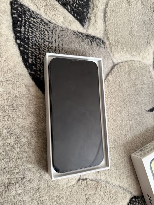 Продавам iphone 14
