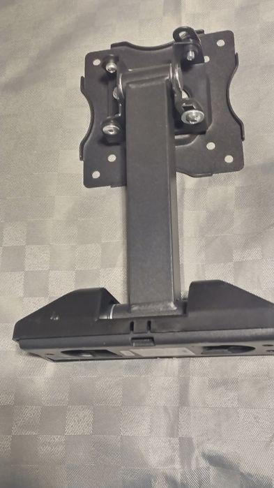 Стойка за стена за LED телевизор