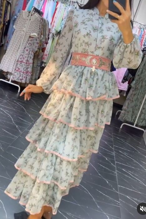 Платье нарядное 44 размер