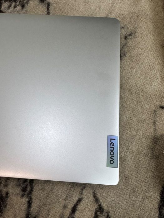 Продам новый ноутбук Lenovo ideapad