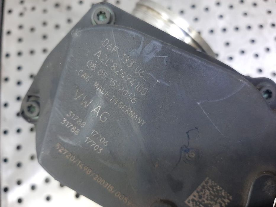 clapeta acceleratie 1.8 tsi daj vw polo 6r golf 7  skoda octavia 3 a2c82494100 06f133062t