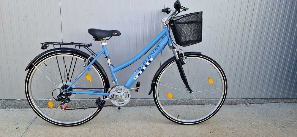 Дамски велосипед DIPLOMAT колело с кошница 28"